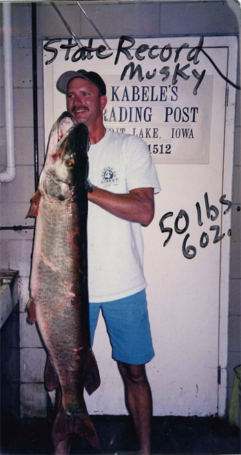 Kevin Cardwell's Muskellunge 52inch, 08-21-00