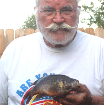 ROGER D VARGASON's Warmouth 8inch, 09-10-25