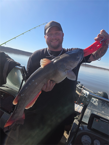 JOHN GARDNER's Channel Catfish 30inch, 03-09-26