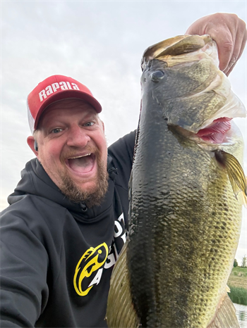 KEVIN STURM's Largemouth Bass 21inch, 05-21-26