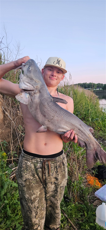 CARSON JAGER's Channel Catfish 34inch, 05-23-26
