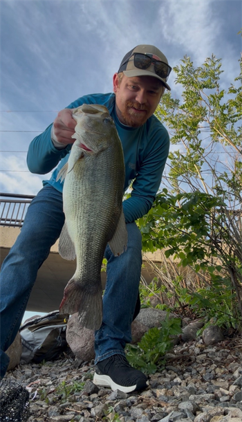 PHILLIP MOON's Largemouth Bass 22inch, 05-23-26
