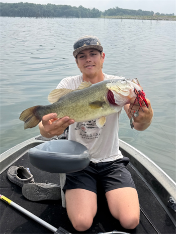 COLE KOTOUC's Largemouth Bass 20inch, 07-18-26