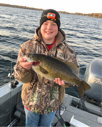 HUNTER GROTHAUS's Smallmouth Bass 21inch, 02-09-25