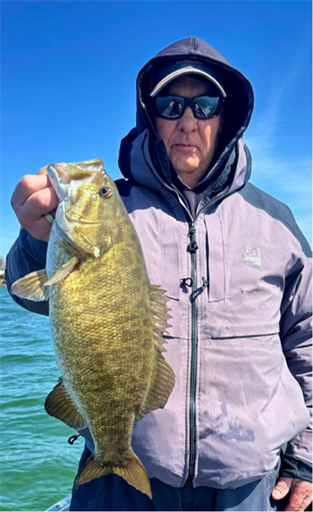Mike Olson's Smallmouth Bass 20.5inch, 04-06-25