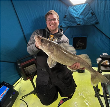 AUSTIN DURYEE's Walleye 28.25inch, 12-06-25