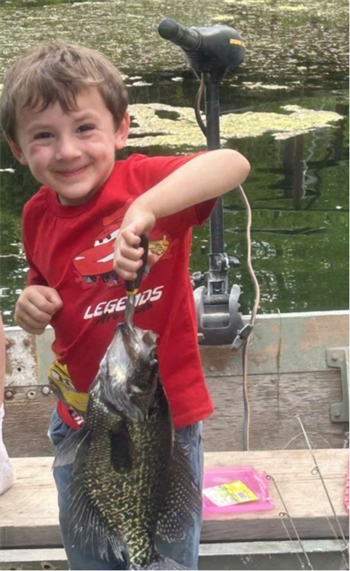 Riggs Meeker's Black Crappie 17inch, 05-10-26