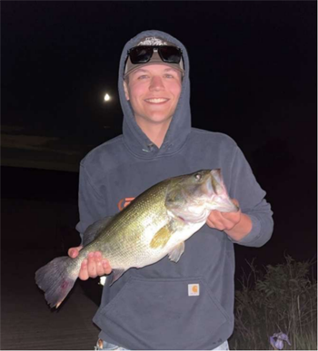 CHET BEATTY's Largemouth Bass 23inch