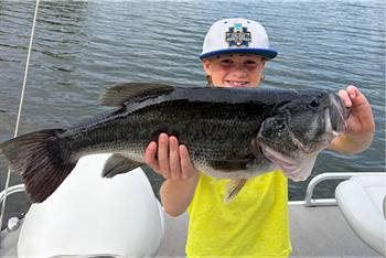 Bodhi Yuska's Largemouth Bass 22inch, 05-29-26