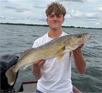 FOSTER ROOS's Walleye 26.25inch, 06-07-26