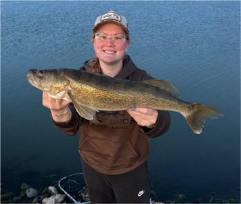Aurora Kramer's Walleye 26inch, 06-11-26