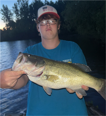 PEYTON PETERSON's Largemouth Bass 20inch, 06-11-26