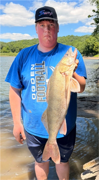 IVAN LOGUE's Walleye 26inch
