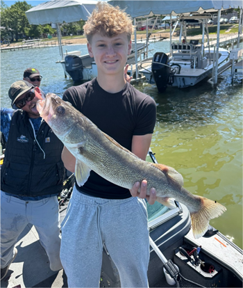 Ari Thompson's Walleye 27.5inch